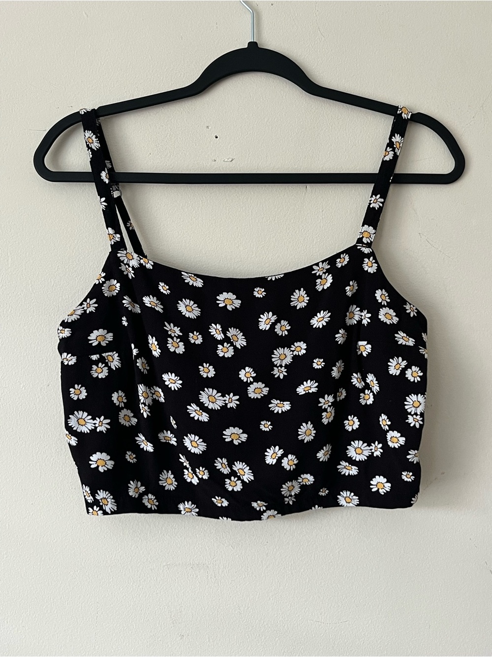 Hollister Black Daisy-Print Cropped Cami